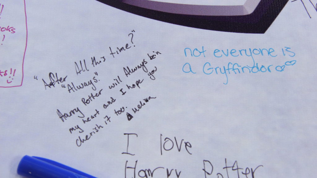 A fan message on the #PotterItForward banner.