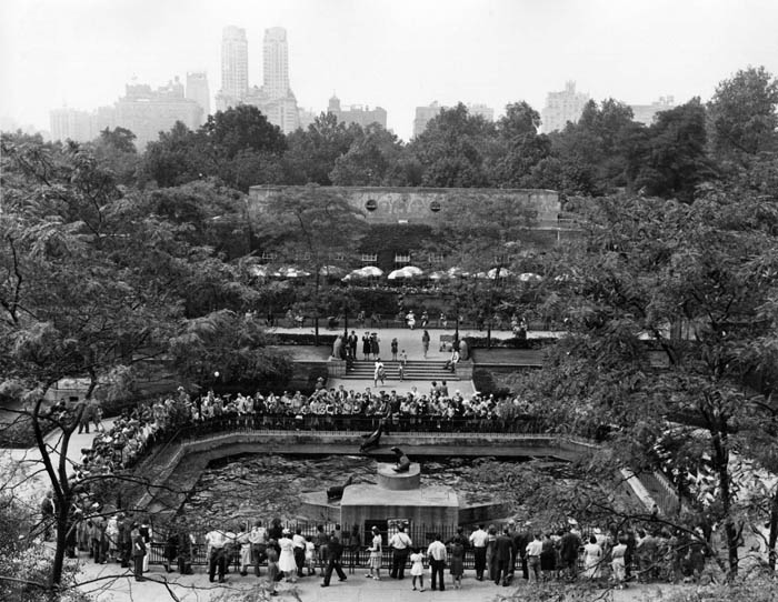 Central Park Zoo 1920s