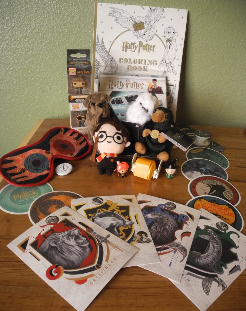 The Back to Hogwarts prize pack included a variety of items, from stickers to postcards to plush characters.