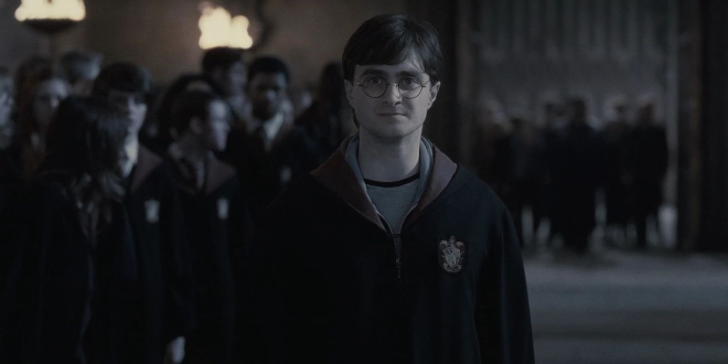 Harry Potter facing Snape in "Deathly Hallows Part 2".