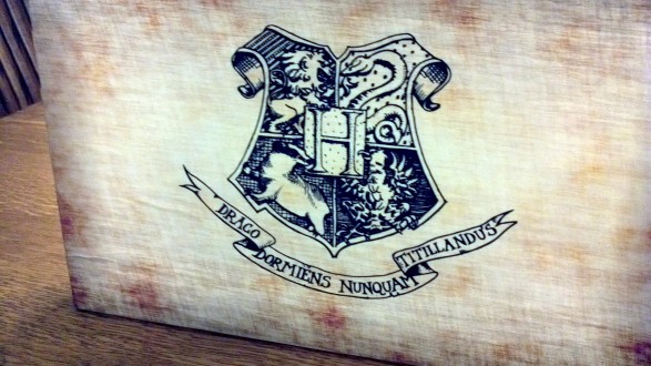 Hogwarts logo
