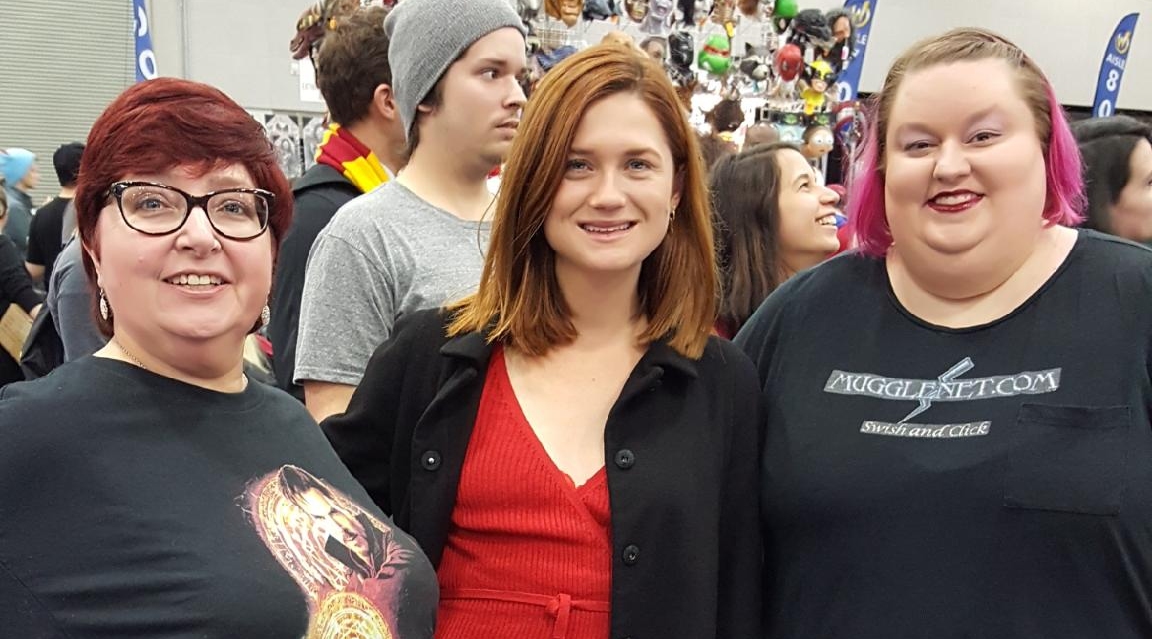 Michele, Bonnie Wright, and Aimee at Wizard World Portland 2018, during a photograph opportunity on the main show floor.