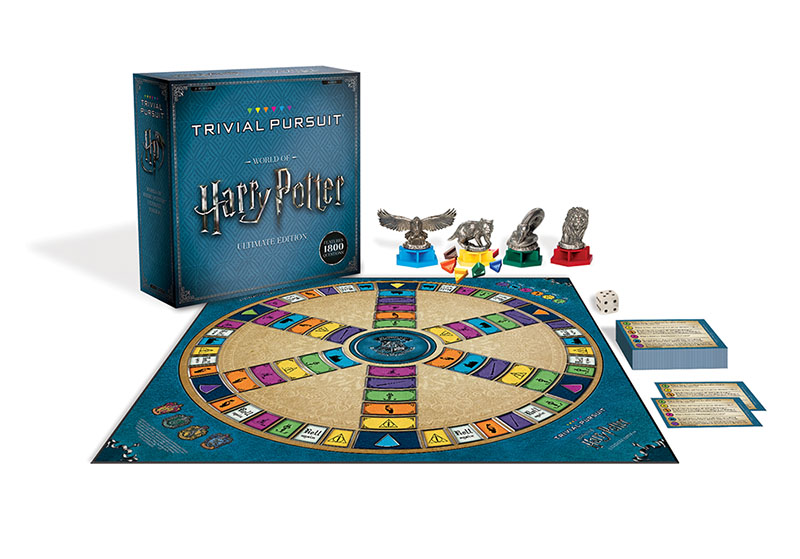Trivial Pursuit: World of Harry Potter Ultimate Edition board, pieces, wedges, cards, and die