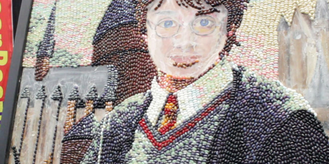 New York Comic Con (2018) – Jelly bean portrait of Harry Potter by Kristen Cummings