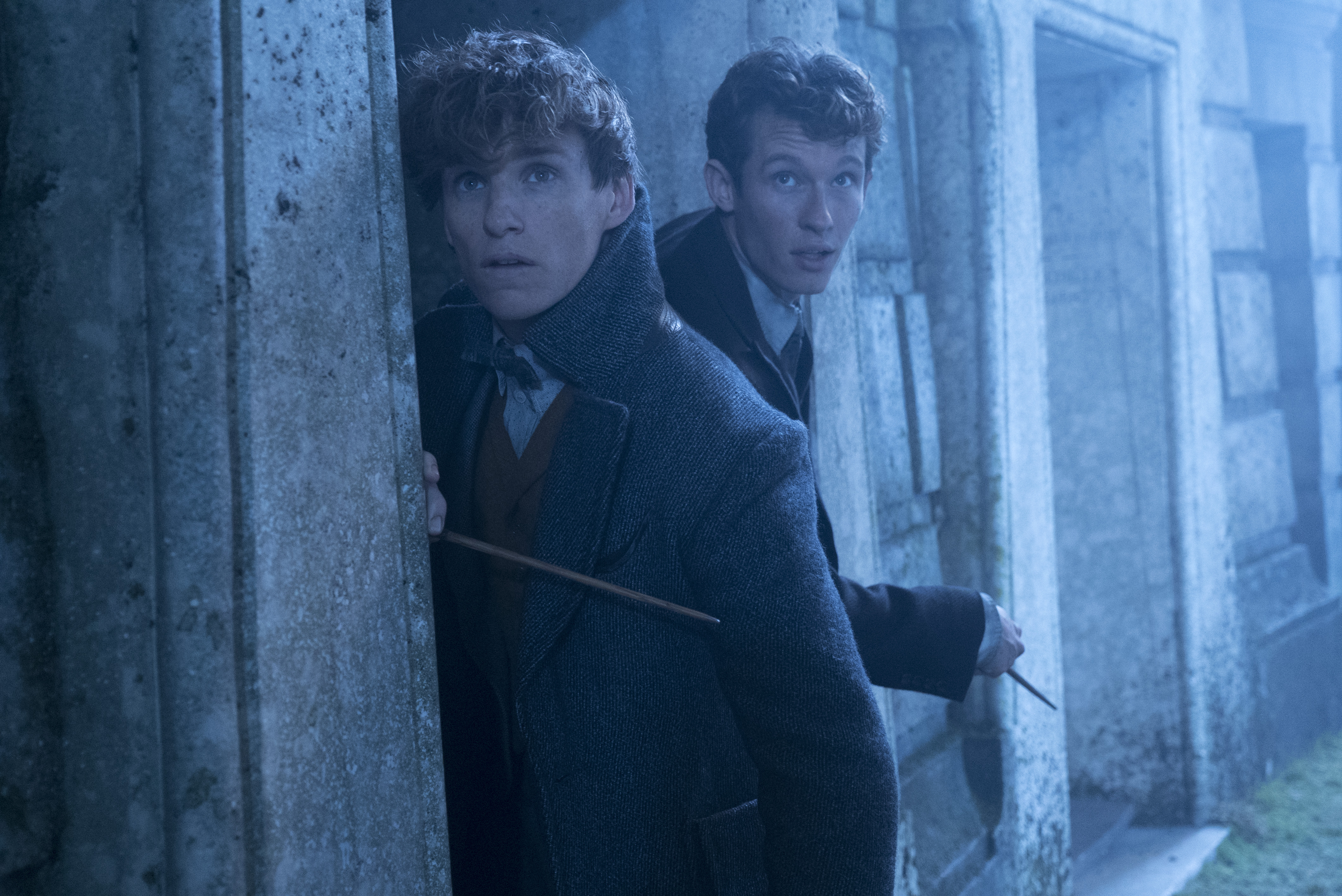 Heroes, Villains, and Beasts Galore in New "Crimes of Grindelwald