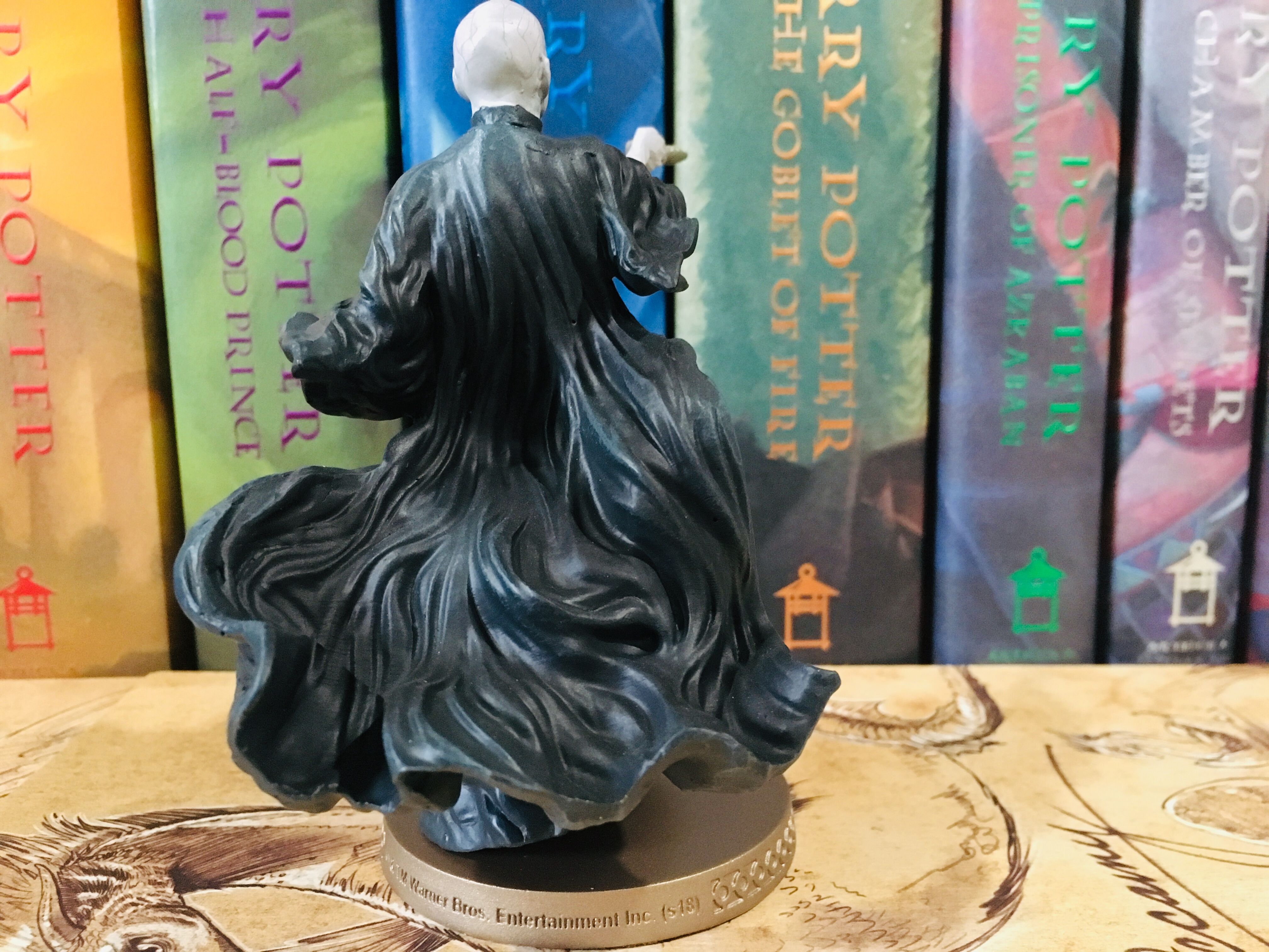 From the back, Voldemort’s billowing cloak is outlined in stunning detail.