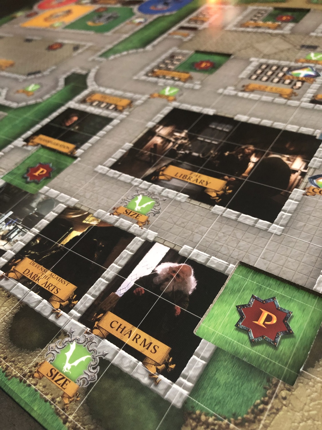 Harry Potter Magical Beasts – Hogwarts side of the game board