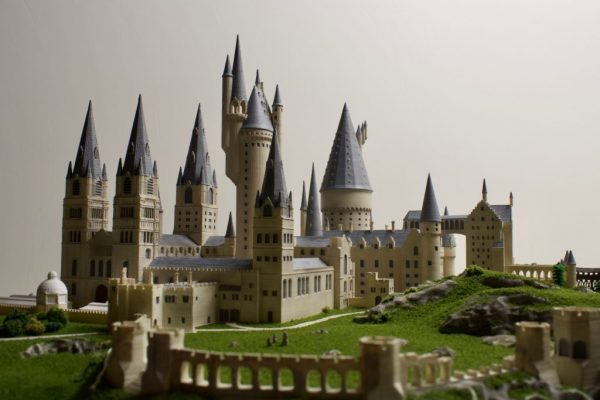 Check Out This Incredible 3D-Printed Scale Model of Hogwarts