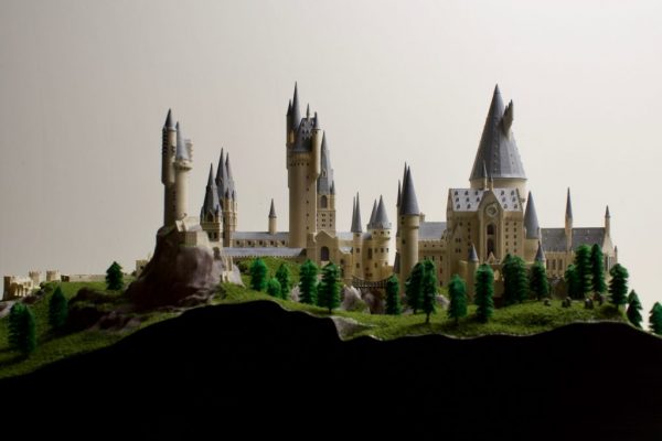 Check Out This Incredible 3D-Printed Scale Model of Hogwarts