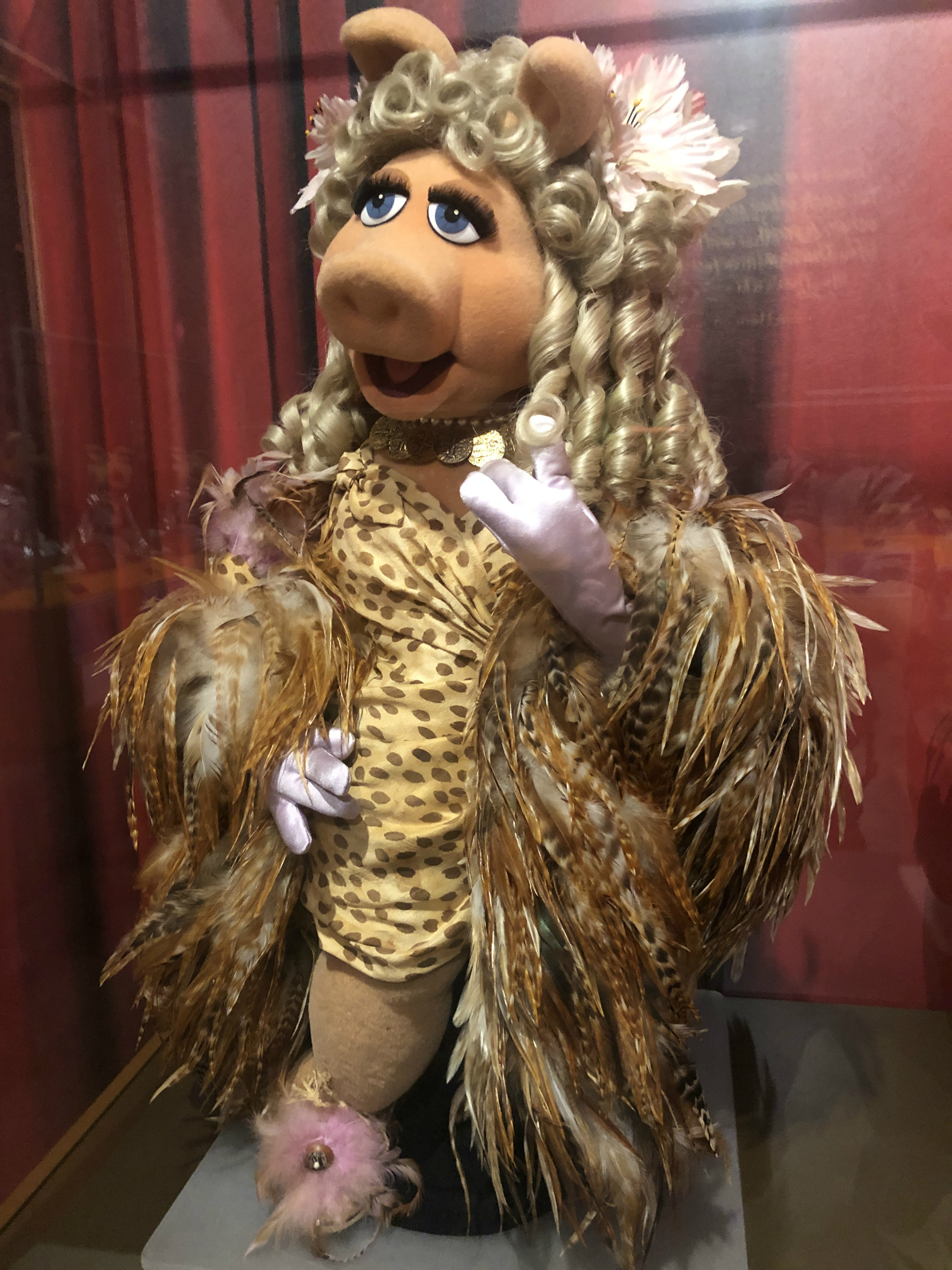 Miss Piggy display at the Worlds of Puppetry Museum