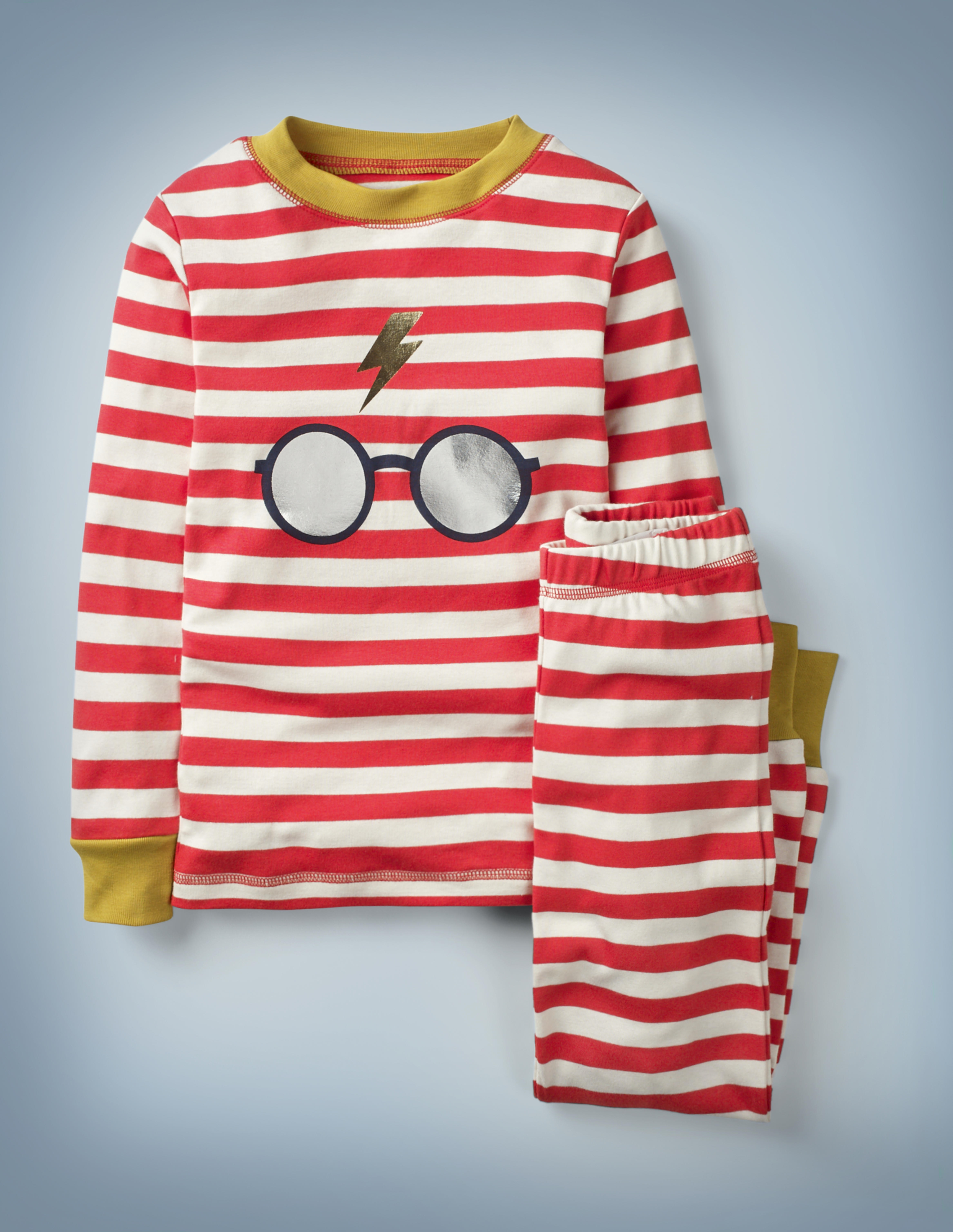The Mini Boden Harry Potter Long John Pyjamas in red feature all-over red-and-white stripes with gold collar and cuffs, as well as a large central design of Harry Potter’s glasses and lightning bolt scar. The top-and-bottom set retails at £24.