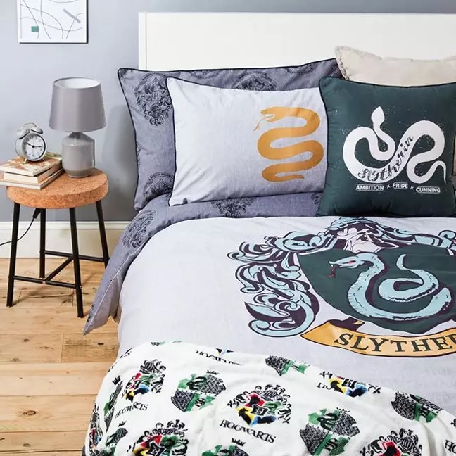 Pictured is a selection of Primark’s new “Harry Potter” bedding featuring Slytherin House.