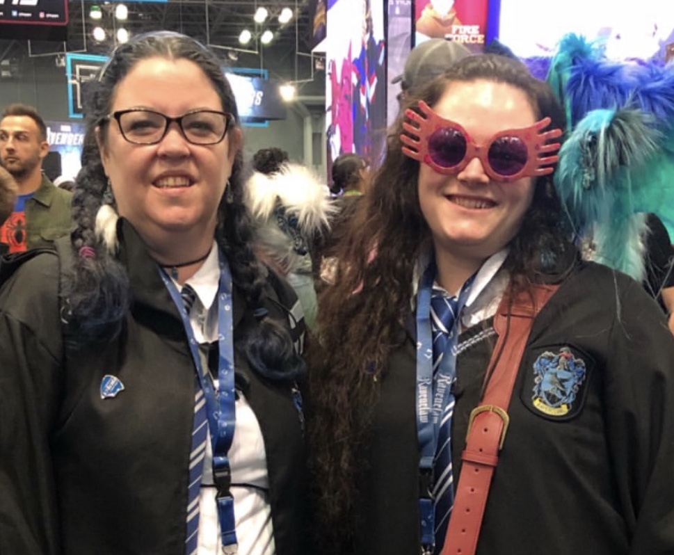 Two fans showed off their Ravenclaw gear at New York Comic Con this year.