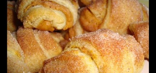 Rosmerta's Recipes - Mini Pumpkin Pie Croissants