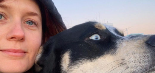 A photo of Bonnie Wright and her dog.