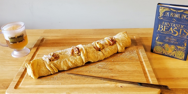 Queenie's Apple Strudel