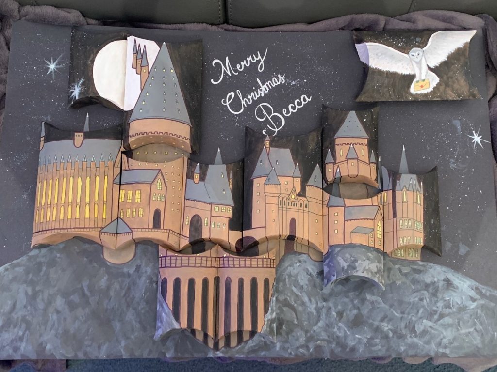 Emily Vincent created a "Harry Potter"-themed advent calendar for her younger sister, Becca, for Christmas.