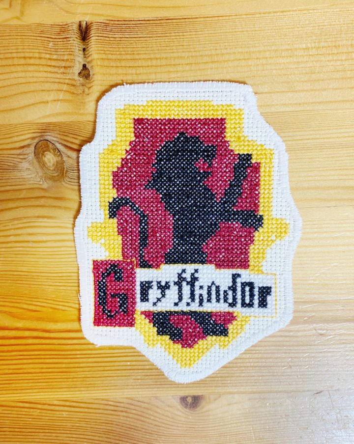 Potter DIY: Cross-Stitch Your Own House Crest and Patch