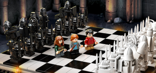 The Hogwarts™ Wizard’s Chess set from LEGO is shown as a featured image.