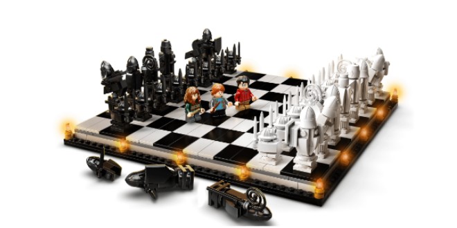 Dueling Star Wars LEGO Chess Sets