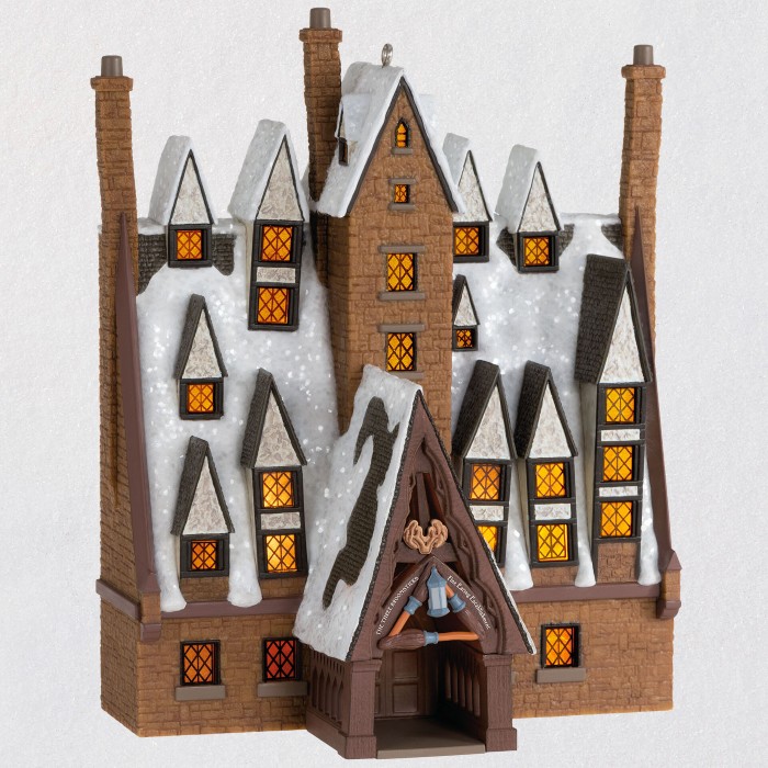 Hallmark to Release New Collection of "Harry Potter" Ornaments