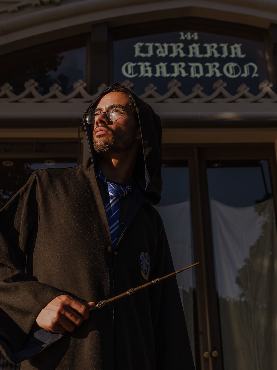Harry Potter and Porto Ravenclaw cloak and tie with wand