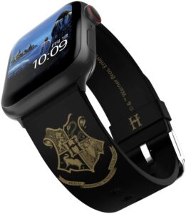 The Harry Potter – Hogwarts Gold Smartwatch Band is pictured as sold on Amazon.