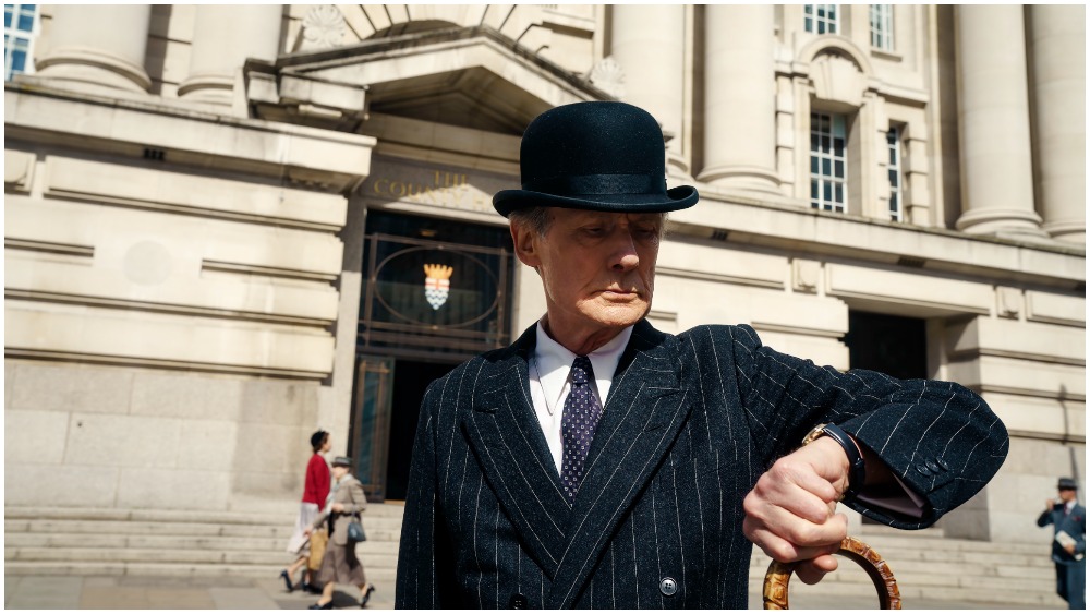 First look at Bill Nighy in his costume for upcoming drama "Living".