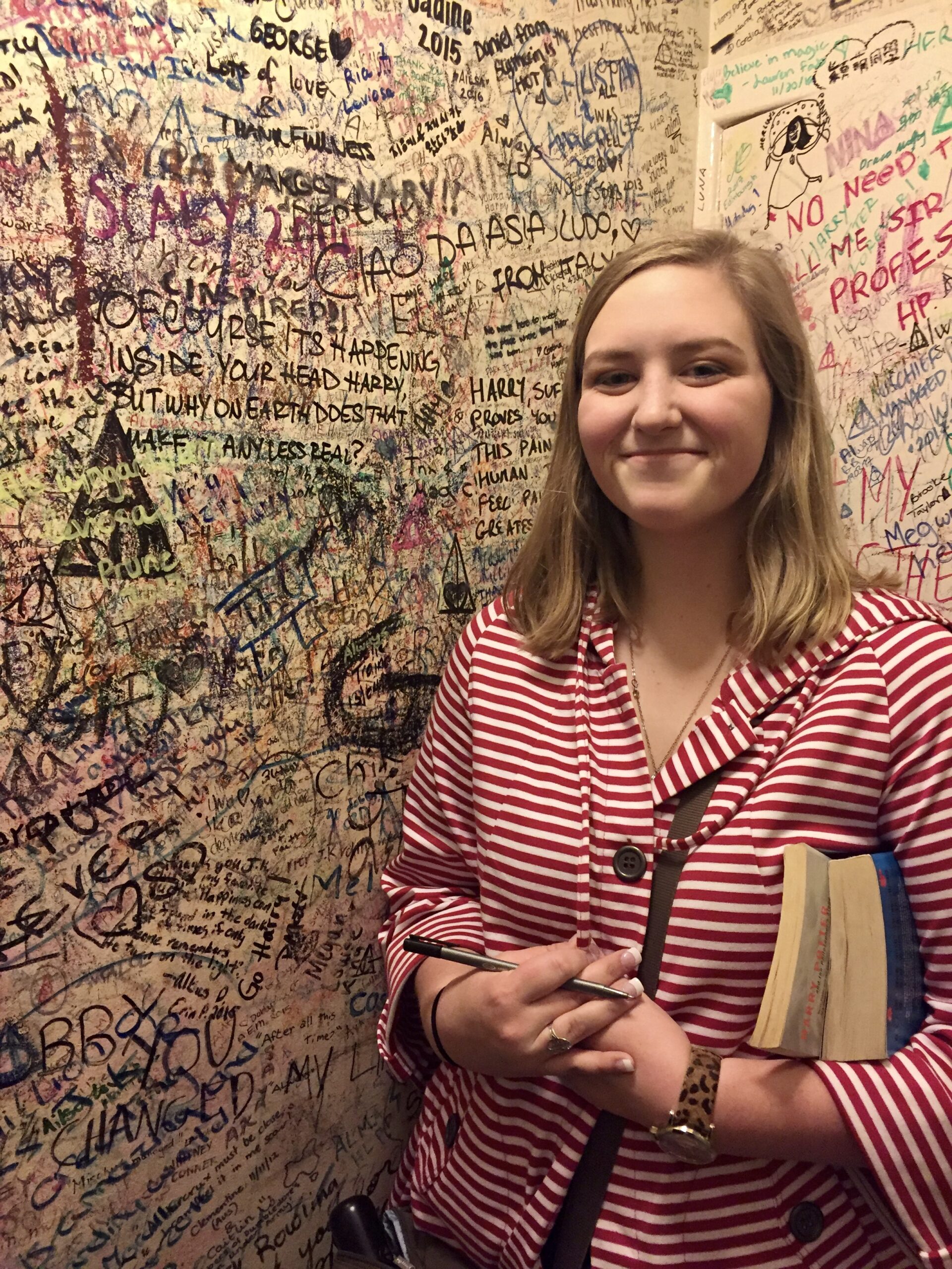 Seeing the bathroom walls in The Elephant House Cafe was jaw-dropping.