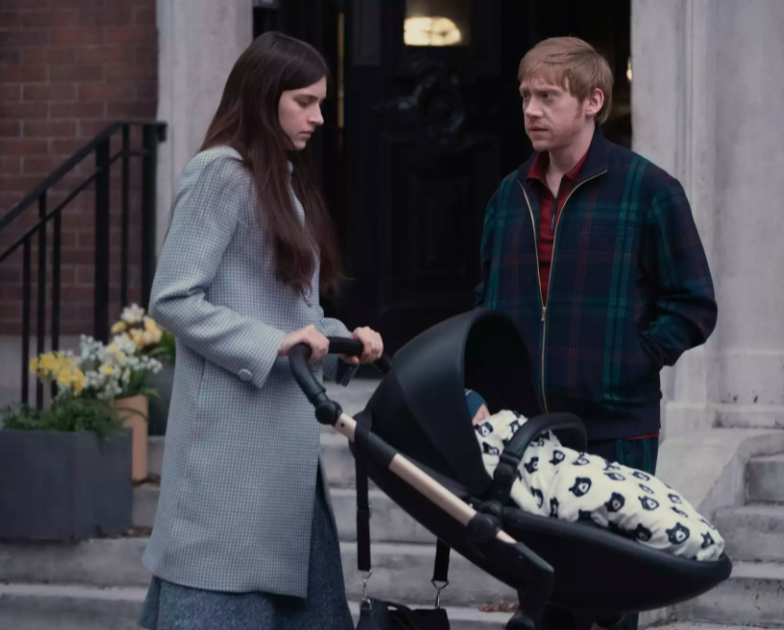 Nell Tiger Free (Leanne Grayson) and Rupert Grint (Julian Pearce) in "Servant"
