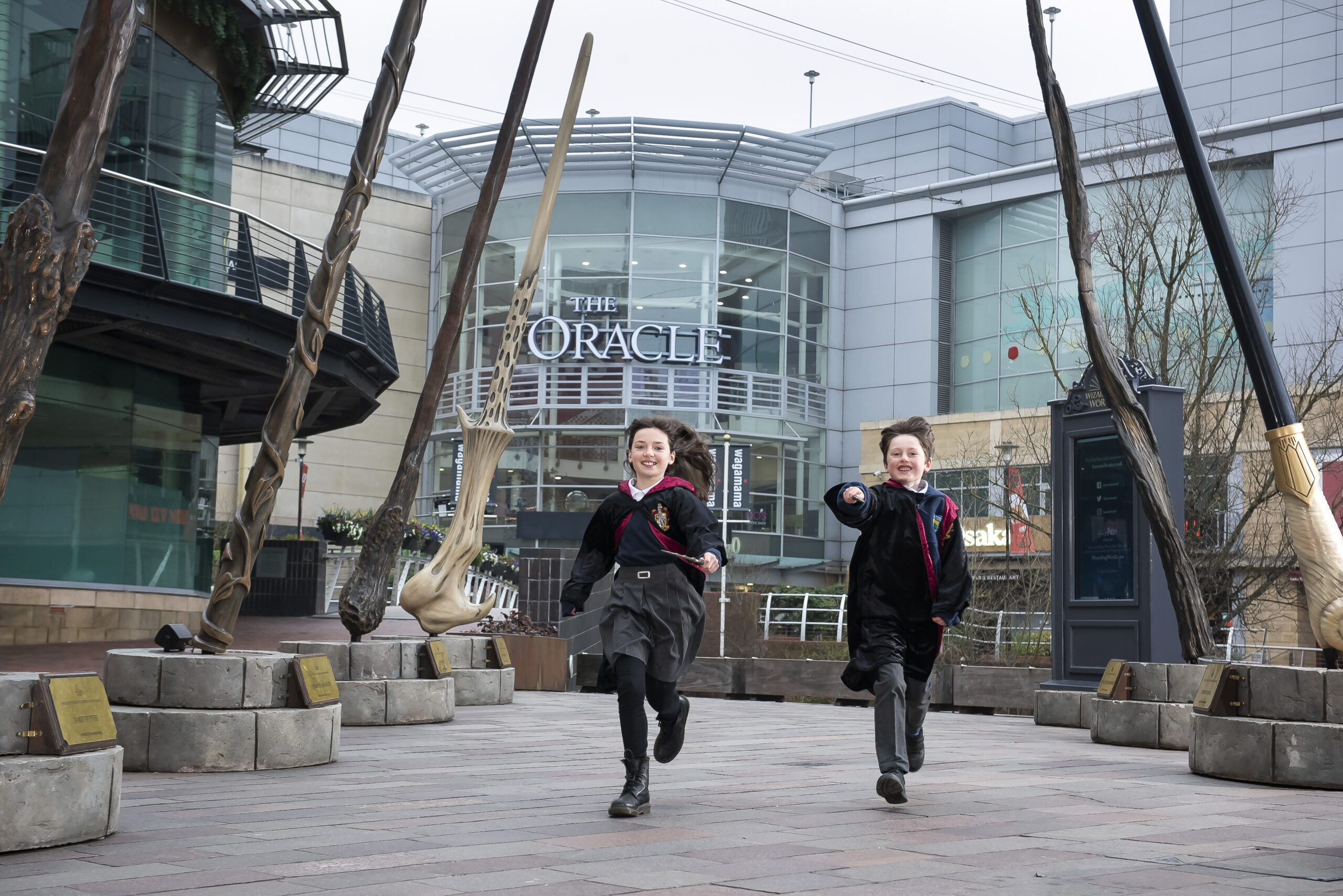 The Wizarding World wand installation has made it to the Oracle Shopping Centre in Reading, its fourth and final stop of the tour.