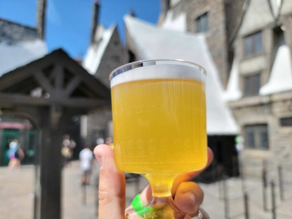 Close up photo of the Honey Mead being served at Universal Studios Hollywood