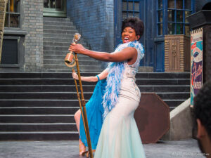 Celestina Warbeck performing.