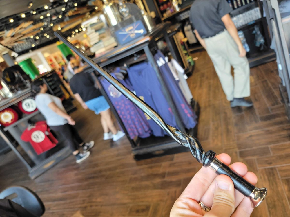 Dumbledore's wand from the Fantastic Beasts movies.
