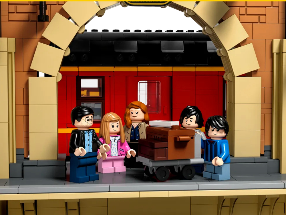 A portion of the Hogwarts Express LEGO set that features Harry and Ginny from the final scene of “Harry Potter and the Deathly Hallows – Part Two.”