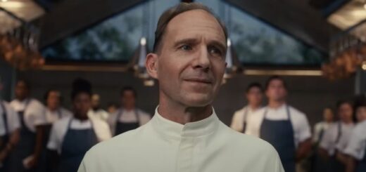 A movie still from "The Menu" featuring Ralph Fiennes