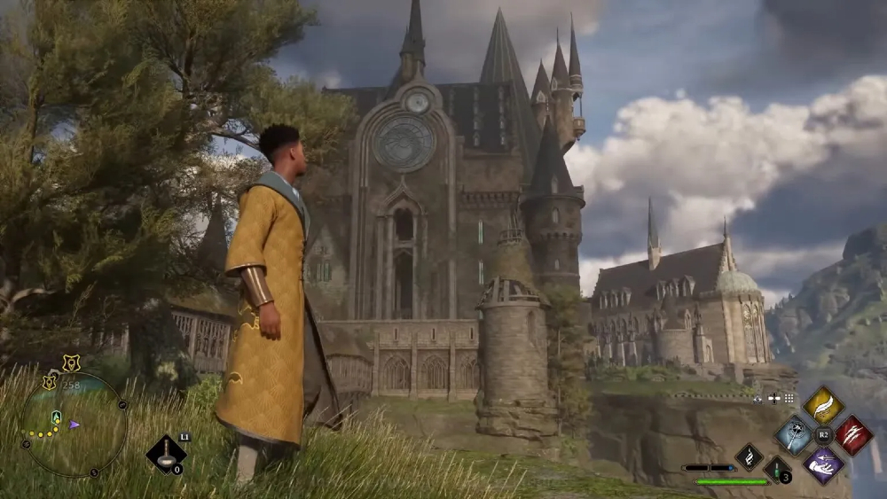 A screenshot of "Hogwarts Legacy" looking over the Hogwarts grounds.