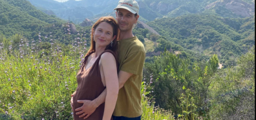 Bonnie Wright pregnancy announcement