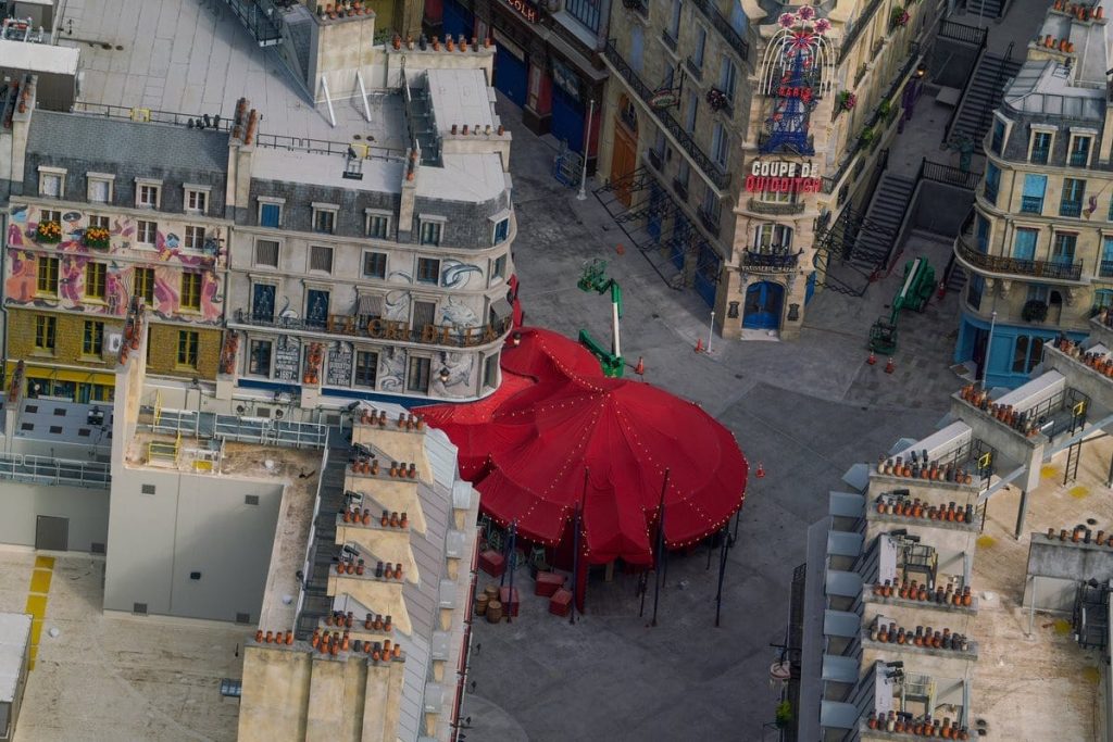 The entrance to Le Cirque Arcanus is recognizable from an aerial view by its red circus tent-style entrance.